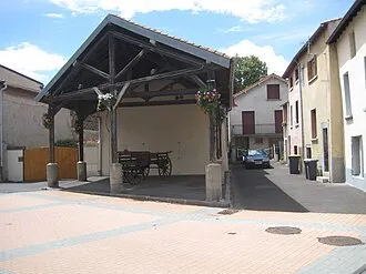 Illustration : Pergola en kit à à Malintrat – Artisans locaux